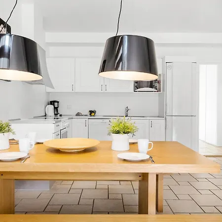 Appartement Gorgeous In With Wifi